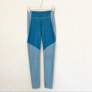 Outdoor Voices Two Tone Leggings  Blue Women’s Size S